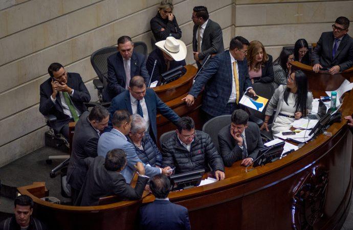 Senado colombiano debate hoy la consulta popular propuesta por el presidente Petro
