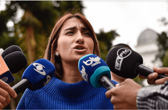 Superintendencia de Salud en el centro del debate: solicitan investigar a Laura Sarabia por presunta influencia en nombramientos