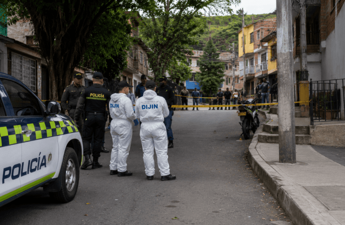 Balacera en Robledo: Guardia del INPEC se enfrentó a presuntos delincuentes en Medellín