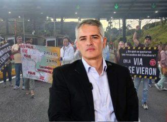 Gobernador de Antioquia responde a protestas en el peaje Las Palmas y anuncia sanciones para quienes no paguen
