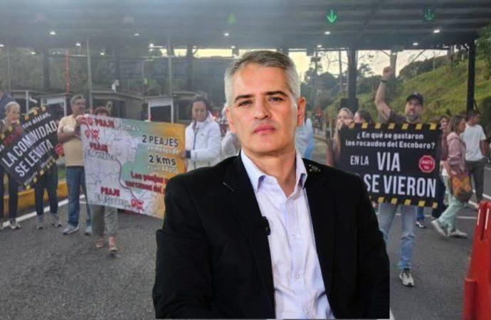 Gobernador de Antioquia responde a protestas en el peaje Las Palmas y anuncia sanciones para quienes no paguen