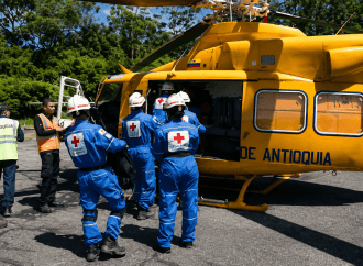 Antioquia envía rescatistas a Chocó tras el terremoto