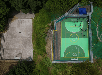 Renovaron la cancha El Pozo en la comuna 13