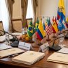 José Manuel Restrepo recibe delegaciones internacionales antes de asumir como vicepresidente