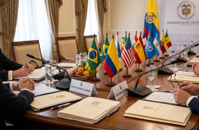 José Manuel Restrepo recibe delegaciones internacionales antes de asumir como vicepresidente